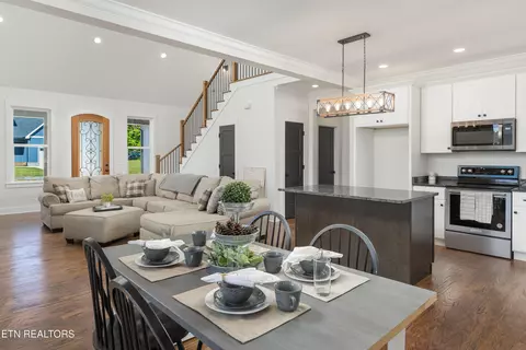 Dining - 159 Mila Mae, Ocoee, TN 37361 photo 2 of 2