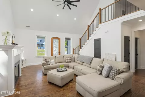 Living - 159 Mila Mae, Ocoee, TN 37361 photo 2 of 2