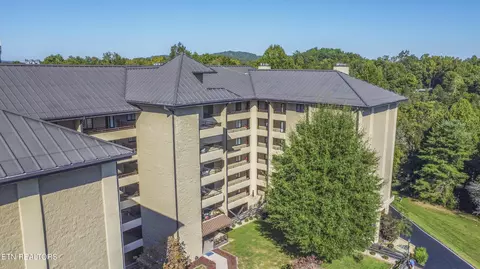 1704 Hidden Hills Rd #512, Gatlinburg, TN 37738