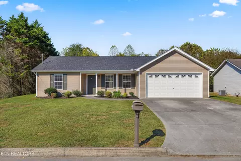 5111 Cattail Ln, Corryton, TN 37721