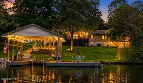 205 Channel Dr, Loudon, TN 37774