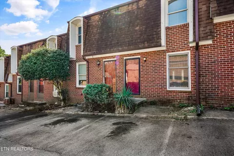 942 Piney Grove Church Rd #C-4, Knoxville, TN 37909