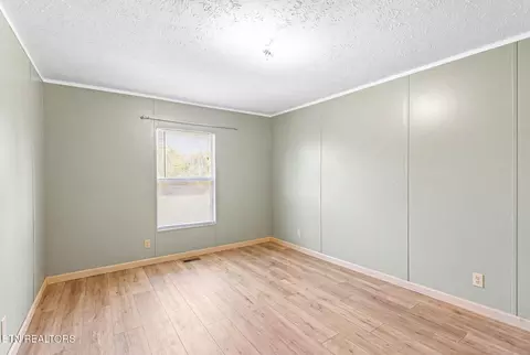 Bedroom - 650 Combs Rd, Rutledge, TN 37861 photo 4 of 5