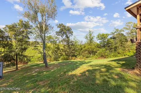 Exterior - 650 Combs Rd, Rutledge, TN 37861 photo 12 of 13