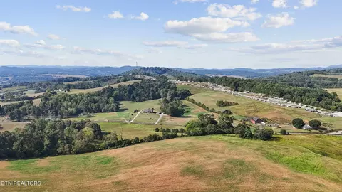 View/Area - 650 Combs Rd, Rutledge, TN 37861 photo 6 of 8