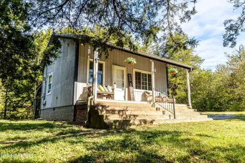 1735 Mccarty Rd, Knoxville, TN 37914