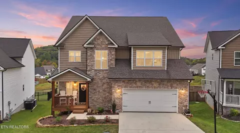 2211 Lulu Lizzy Ln, Knoxville, TN 37932