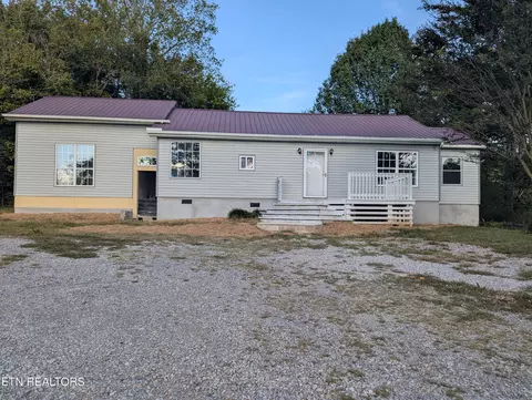576 Highway 70, Lenoir City, TN 37771