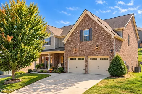 10862 Laurel Glade Ln, Knoxville, TN 37932