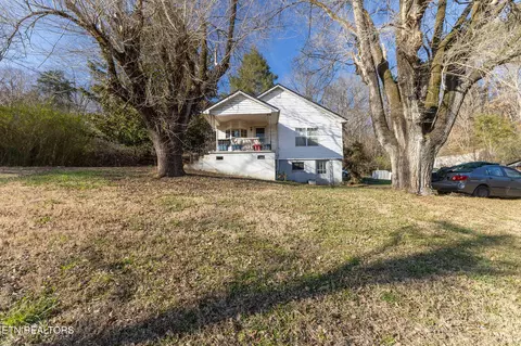 W Highway 11, Lenoir City, TN 37771