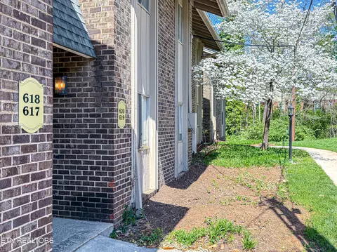 3636 Taliluna Ave #618, Knoxville, TN 37919
