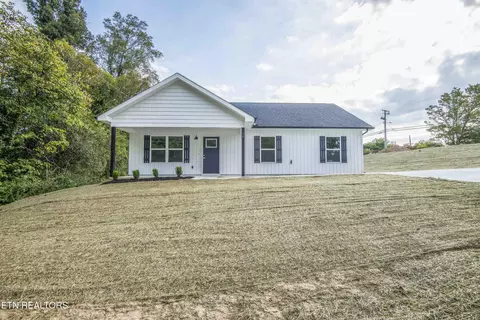 94 Wedgewood Rd, Oak Ridge, TN 37830