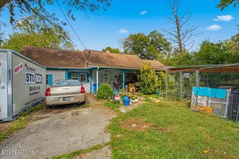 4155 Sevierville Rd, Maryville, TN 37804