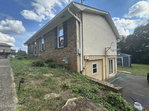 4410 Hallsdale Cir, Knoxville, TN 37938