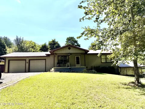 1003 Lincoln Rd, Jamestown, TN 38556