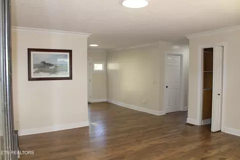 Living - 4121 Old Moss Rd, Baxter, TN 38544 photo 1 of 3