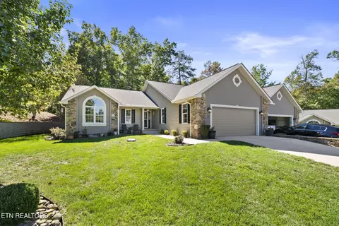 35 Heatherhurst Cir #22, Crossville, TN 38558