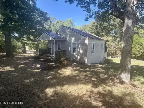 705 W Governor John Sevier Hwy, Knoxville, TN 37920