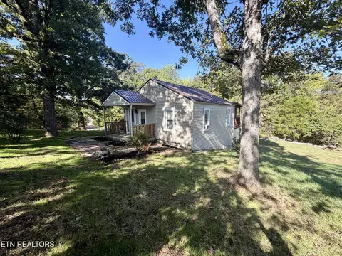 705 W Governor John Sevier Hwy, Knoxville, TN 37920
