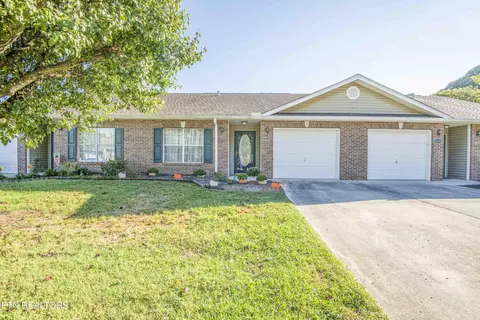 4022 Darwin Way, Knoxville, TN 37918