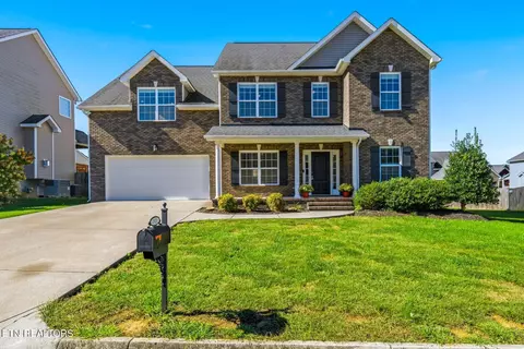 2421 Clinging Vine Ln, Knoxville, TN 37931