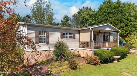 237 Mountain Meadows Dr, New Market, TN 37820