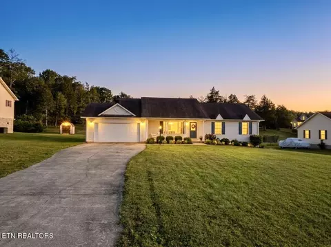 130 Jared Ln, Cumberland Gap, TN 37724