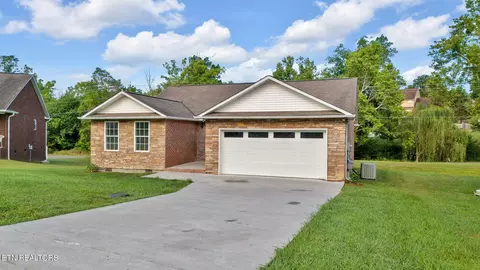 334 Joshua Landing Ct, Seymour, TN 37865