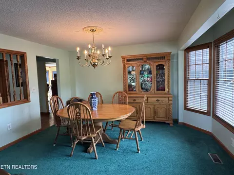 Dining - 2961 Forge Ridge Rd, Harrogate, TN 37752 photo 3 of 3