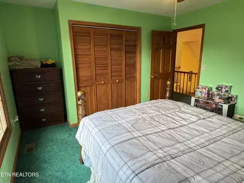 Bedroom - 2961 Forge Ridge Rd, Harrogate, TN 37752 photo 1 of 2