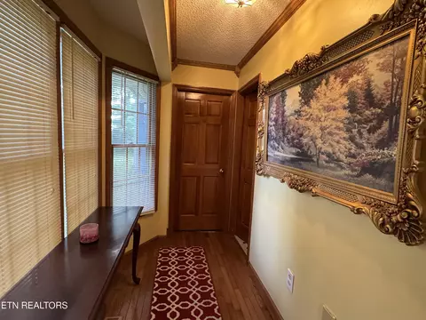 Entry Way - 2961 Forge Ridge Rd, Harrogate, TN 37752 photo 3 of 3