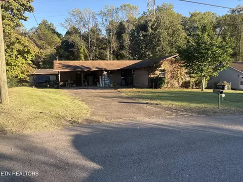 6512 E Garwood Cir, Knoxville, TN 37918