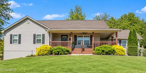 2075 Watkins Rd, Loudon, TN 37774