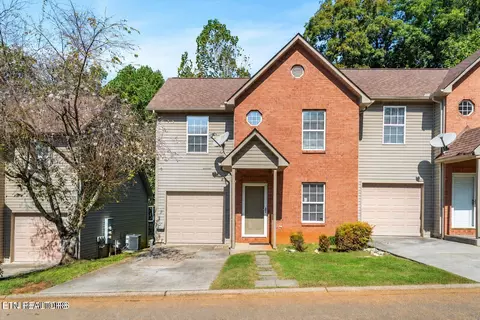 8709 Mowbray Way, Knoxville, TN 37923