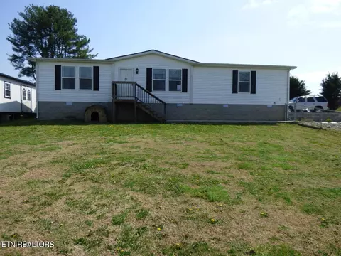 817 Hillendale Rd, Crossville, TN 38572