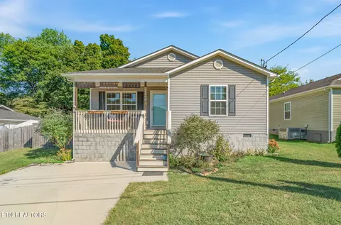 1706 Vada Cir, Knoxville, TN 37912