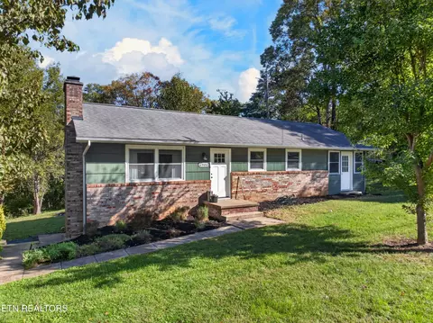 6900 Sevierville Pike, Knoxville, TN 37920