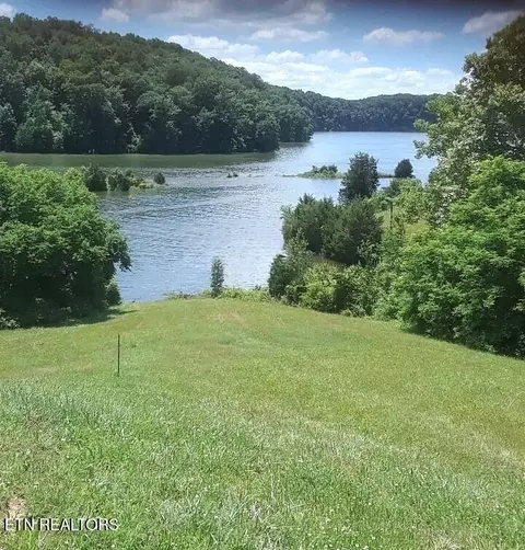 6369 Coves Edge Tr, Russellville, TN 37860