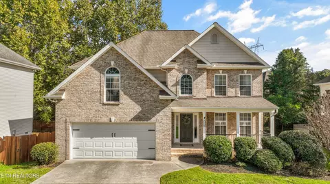 1310 Montford Ln, Knoxville, TN 37922