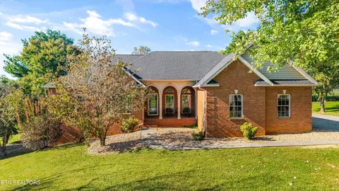 3451 Colby Cove Dr, Maryville, TN 37801