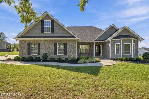 605 Broadberry Ave, Oak Ridge, TN 37830
