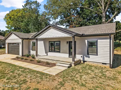 106 Federal Ferry Cir, Vonore, TN 37885