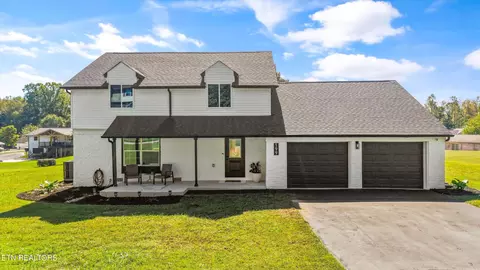199 Red Bud Dr, Harriman, TN 37748