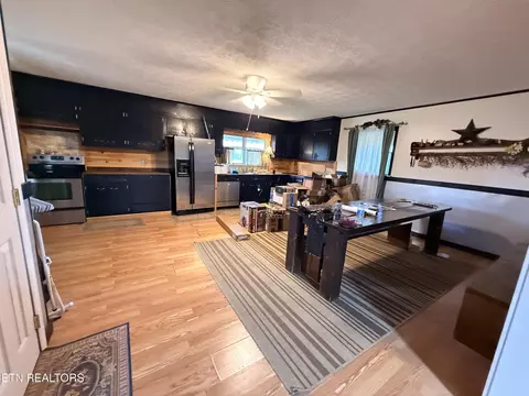 Kitchen - 469 Patchwork Rd, Rose Hill, VA 24281 photo 1 of 2