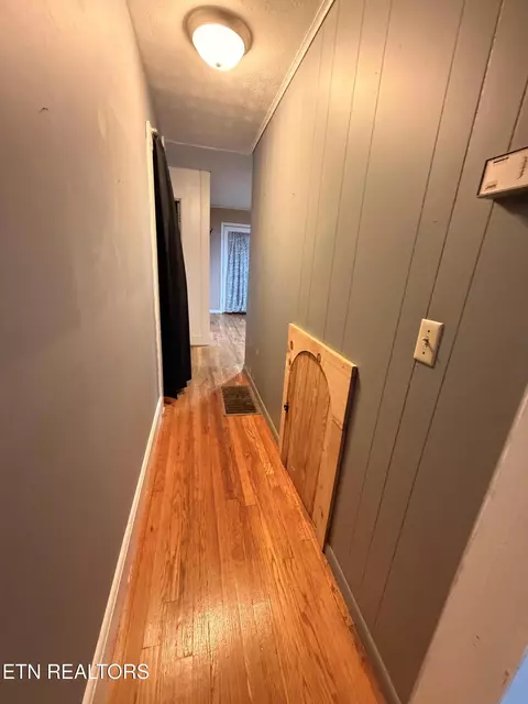 Entry Way - 469 Patchwork Rd, Rose Hill, VA 24281 photo 1 of 1