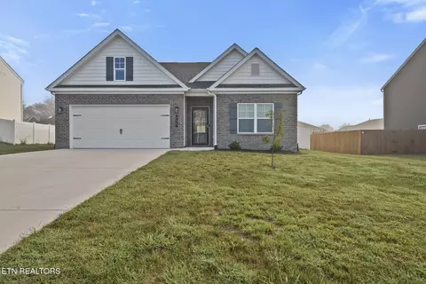 735 Saulsbury Ln, Clinton, TN 37716