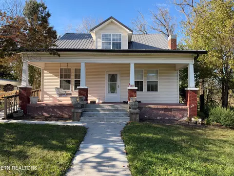 616 Balmoral Rd, Middlesboro, KY 40965