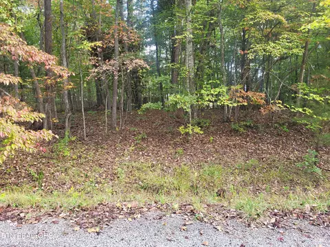 15 Appleby Ct, Crossville, TN 38558