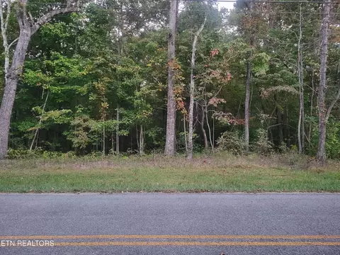 264 Pomeroy Dr, Crossville, TN 38558