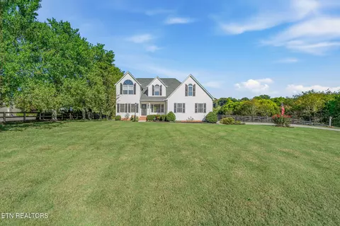 3716 Laurel Ridge Dr, Maryville, TN 37801